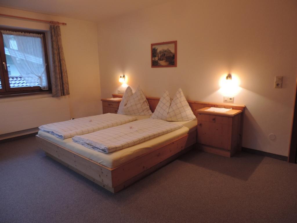 Ferienwohnung Johann Niedermoser Fieberbrunn Phòng bức ảnh